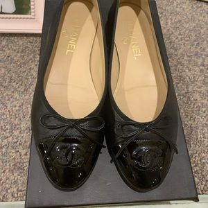 Chanel flats size 37.5 in black